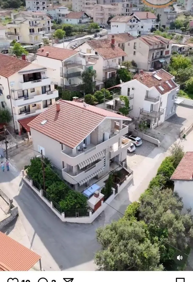 Apartmani Makakada  Trogir