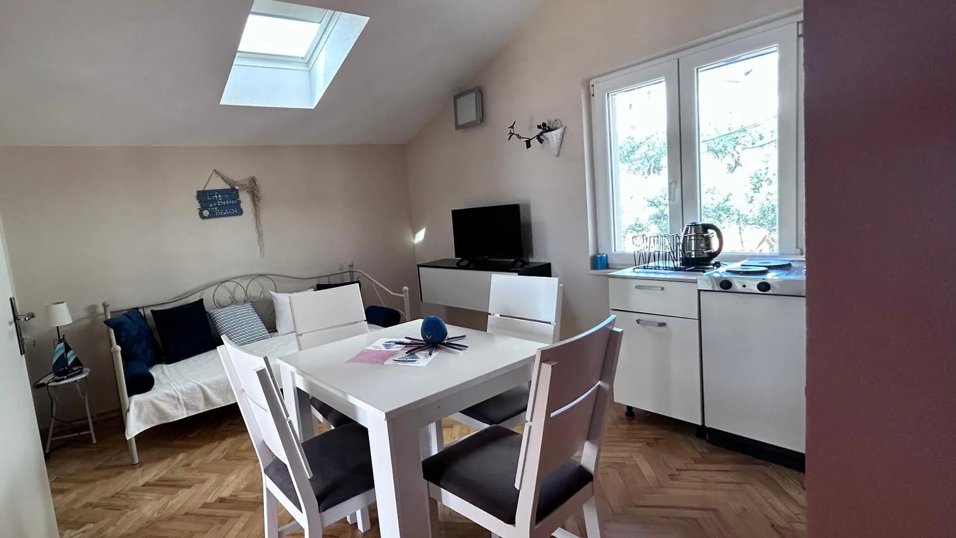 Apartmani Makakada Trogir Apartmán